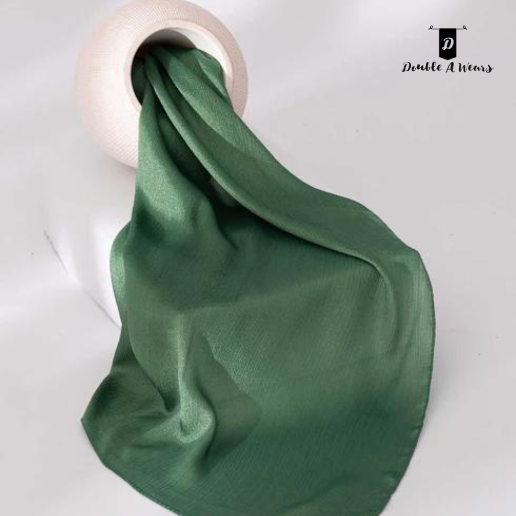 Essential Silk - Forest Green
